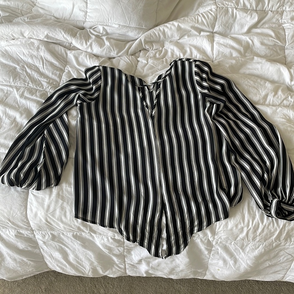 Black and white stripe Express top